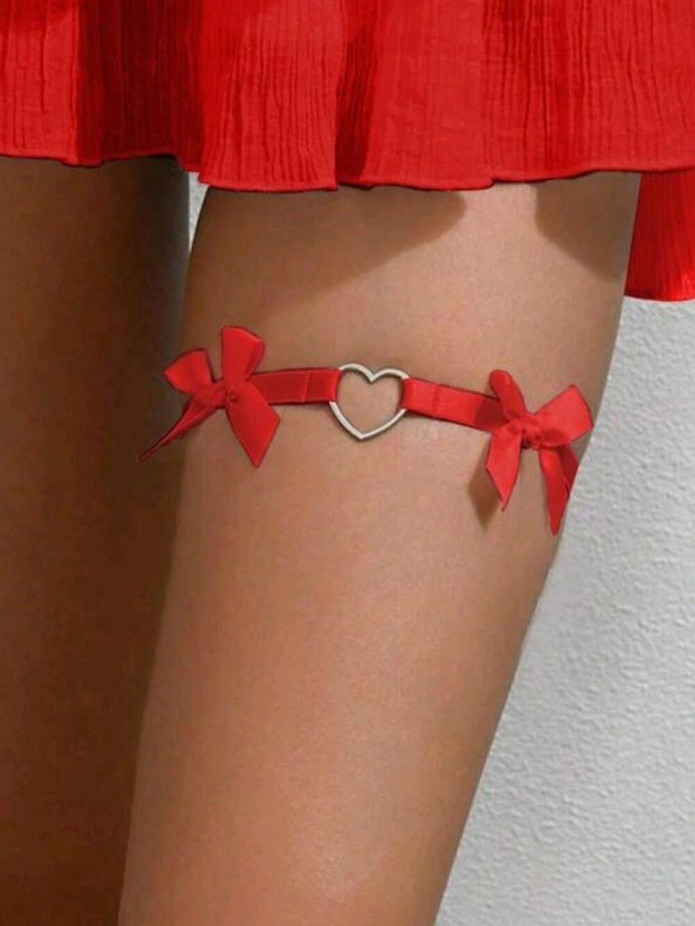 NWT, Red Heart Charm Satin Thigh Garter with Bows